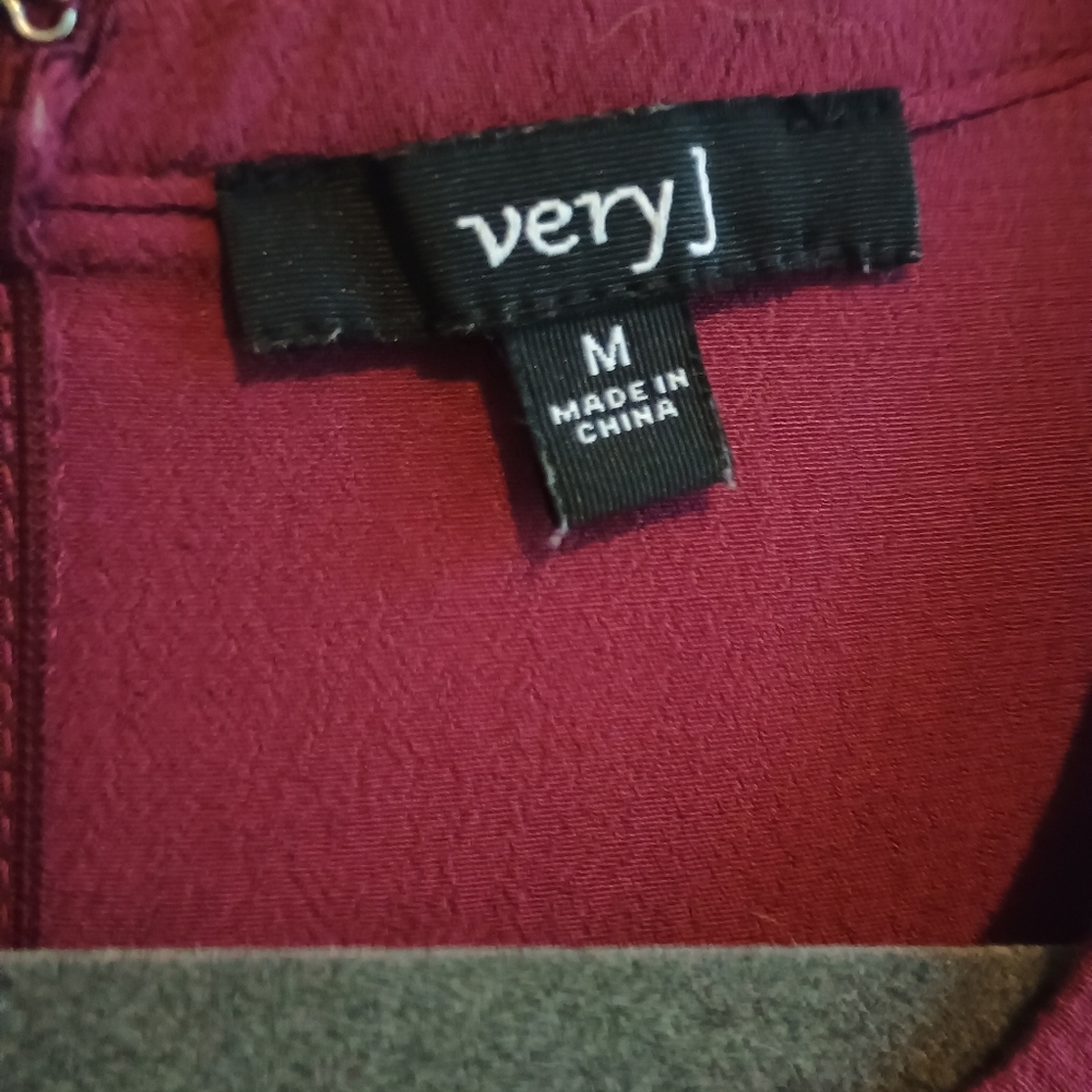 Very J Burgundy Romper M Long Sleeve Zip‎ Back Pockets Pleated Rayon Playsuit - Picture 4 of 14